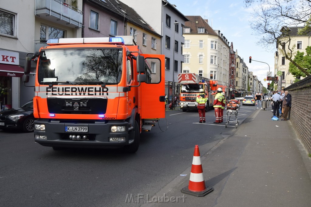 Feuer 2 Y Koeln Muelheim Bergisch Gladbacherstr P12.JPG - Miklos Laubert